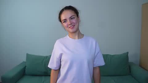 Snapshot of albertagorder chatting on November 16, 6:52 am Kiki online show from November 16, 6:52 am