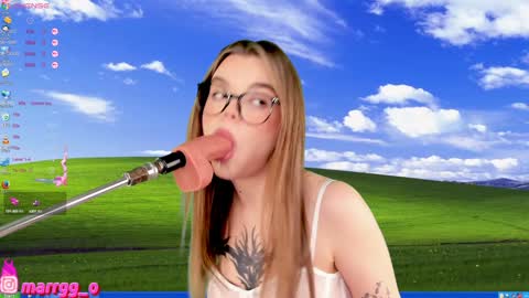 Snapshot of albertalove chatting on December 18, 9:29 pm Ada online show from December 18, 9:29 pm