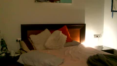 albertomaxchotex online show from April 8, 12:10 am