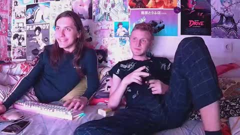 Albert You can ------------ support me at  online show from October 19, 8:20 pm