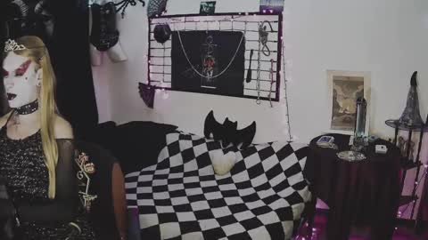 Mistic witch online show from February 26, 6:37 am