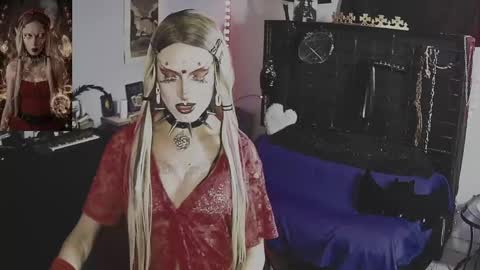 Mistic witch online show from April 15, 8:53 pm