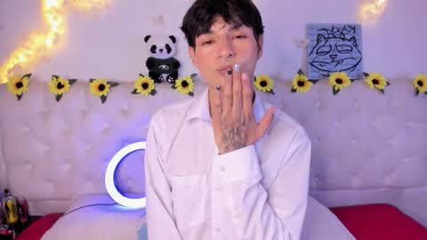 ale_aurarashi online show from January 14, 2:39 am