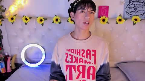 ale_aurarashi online show from February 9, 3:32 am