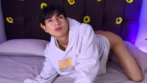 ale_aurarashi online show from April 15, 4:41 am