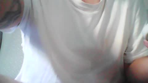 Snapshot of aleeexxxx4u chatting on June 15, 8:38 am aleeexxxx4u online show from June 15, 8:38 am