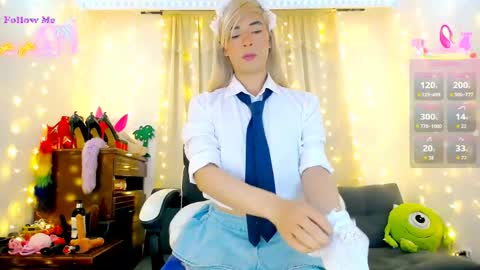 Alex online show from April 13, 11:27 am