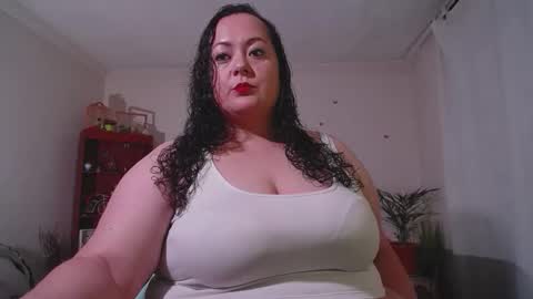 Snapshot of aleia_taylor chatting on October 12, 2:21 am aleia taylor online show from October 12, 2:21 am