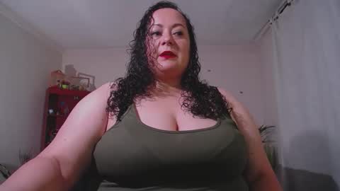 Snapshot of aleia_taylor chatting on October 12, 10:31 pm aleia taylor online show from October 12, 10:31 pm
