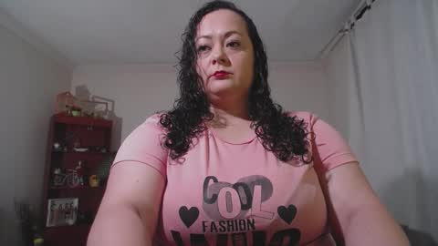 Snapshot of aleia_taylor chatting on October 23, 2:33 am aleia taylor online show from October 23, 2:33 am