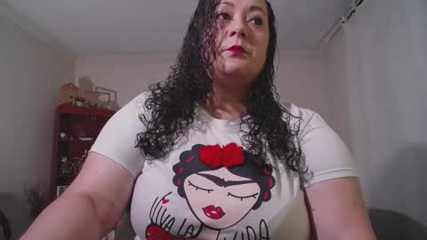Snapshot of aleia_taylor chatting on October 25, 2:08 am aleia taylor online show from October 25, 2:08 am