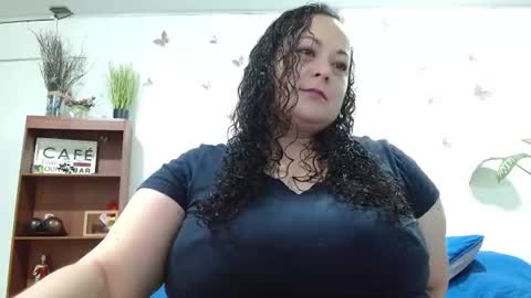 Snapshot of aleia_taylor chatting on August 8, 11:50 pm aleia taylor online show from August 8, 11:50 pm