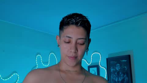 Alejandra online show from April 7, 9:15 pm