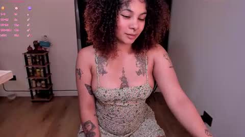 aleja1234lo online show from February 19, 3:57 am