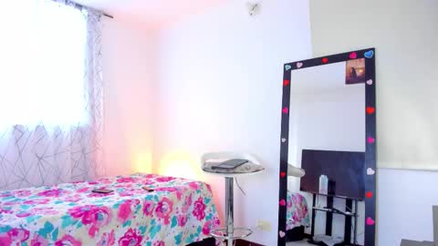 Alejandra Arango online show from March 13, 9:43 pm