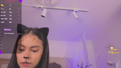 Alejandra online show from October 31, 11:44 am