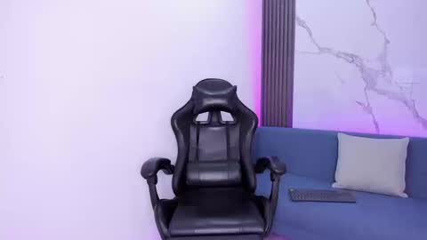 Snapshot of alejagarcia_ chatting on September 15, 9:04 pm CUTE ALEJA online show from September 15, 9:04 pm