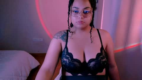 Alejandra  online show from May 6, 10:59 pm