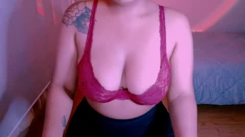 Alejandra  online show from May 15, 12:06 am