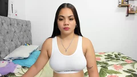 alejandra_evanss online show from November 16, 11:10 pm