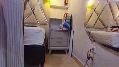 alejandra martins online show from November 4, 3:05 am