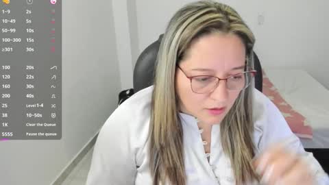 Snapshot of alejandra_milf_ chatting on November 21, 1:43 pm alejandra online show from November 21, 1:43 pm
