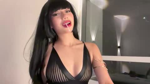 alejandraalvarezxo online show from October 27, 7:56 am