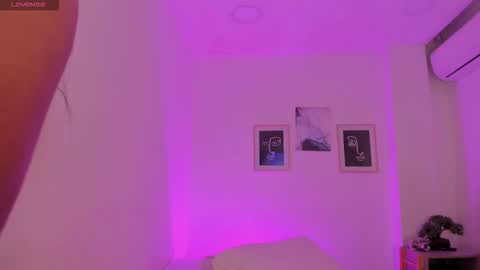 Alejandra online show from February 3, 12:21 pm