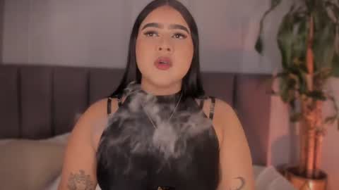 Snapshot of alejandrarojas_ chatting on July 4, 7:31 pm Alejandra online show from July 4, 7:31 pm