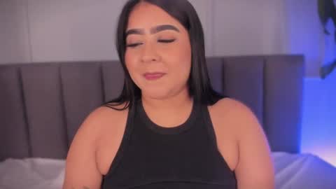 Snapshot of alejandrarojas_ chatting on July 16, 7:31 pm Alejandra online show from July 16, 7:31 pm