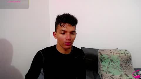 Snapshot of alejandro1993399605 chatting on February 17, 5:47 am Alejandro online show from February 17, 5:47 am