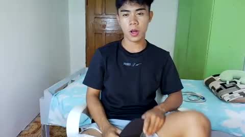 Snapshot of alejandro_fernan chatting on July 15, 12:49 am alejandro fernan online show from July 15, 12:49 am