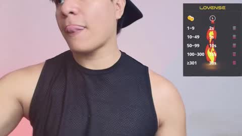 Alejandro G online show from September 21, 8:10 pm