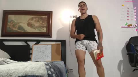 alejandrocock online show from May 29, 10:46 am