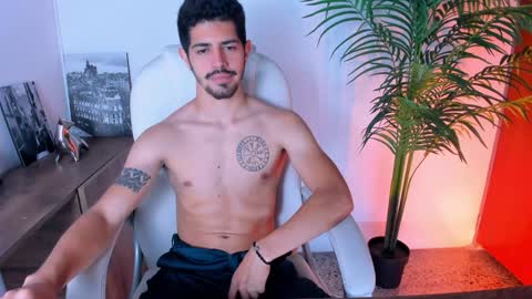 Alejo  online show from January 24, 8:22 pm