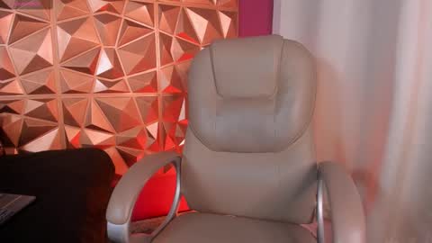 Alejo  online show from March 1, 1:40 am