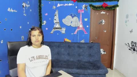 zoe and Kataleya online show from February 4, 12:22 pm