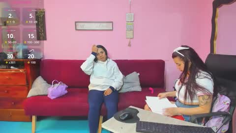 zoe and Kataleya online show from November 1, 8:44 pm