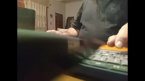 Snapshot of alejito16 chatting on November 11, 3:06 am alejito16 online show from November 11, 3:06 am