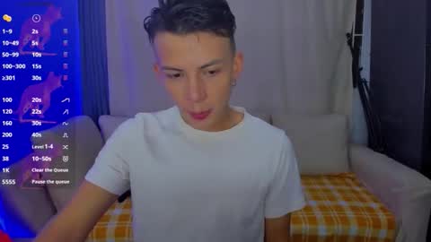 alejo__twinkboy online show from April 20, 10:29 am