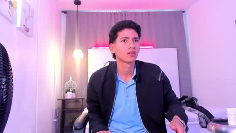 alejo_exotic online show from April 27, 12:25 pm