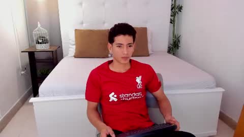 Snapshot of alejo_exotic chatting on June 16, 12:19 pm alejo_exotic online show from June 16, 12:19 pm
