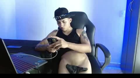 alejo online show from April 14, 6:52 am