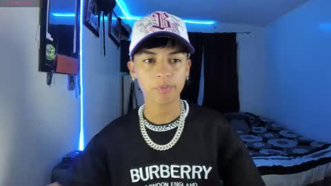 Snapshot of alejoo_storms chatting on October 14, 7:42 am alejo online show from October 14, 7:42 am