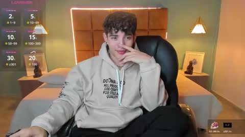 ALejoo Saenz online show from October 30, 2:35 am