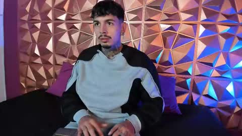 aleking13 online show from October 5, 12:25 pm