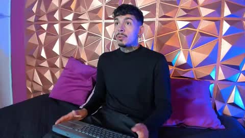 aleking13 online show from October 6, 12:13 pm