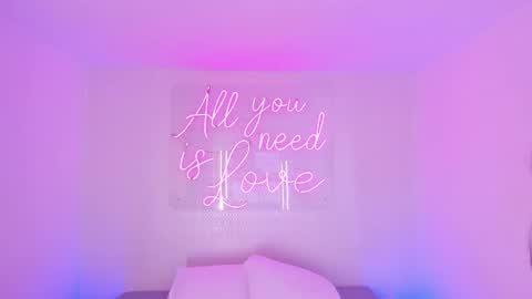 Aleksandra  online show from November 18, 4:06 am