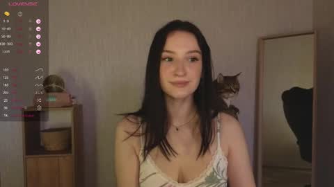 Alena online show from May 30, 2:36 pm