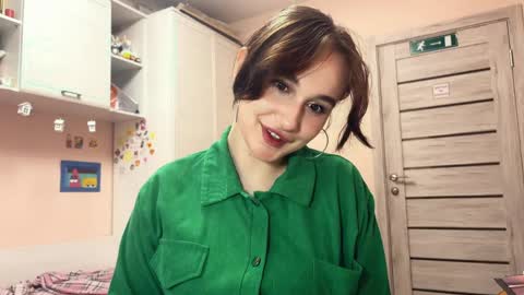 Nora online show from April 4, 3:20 pm